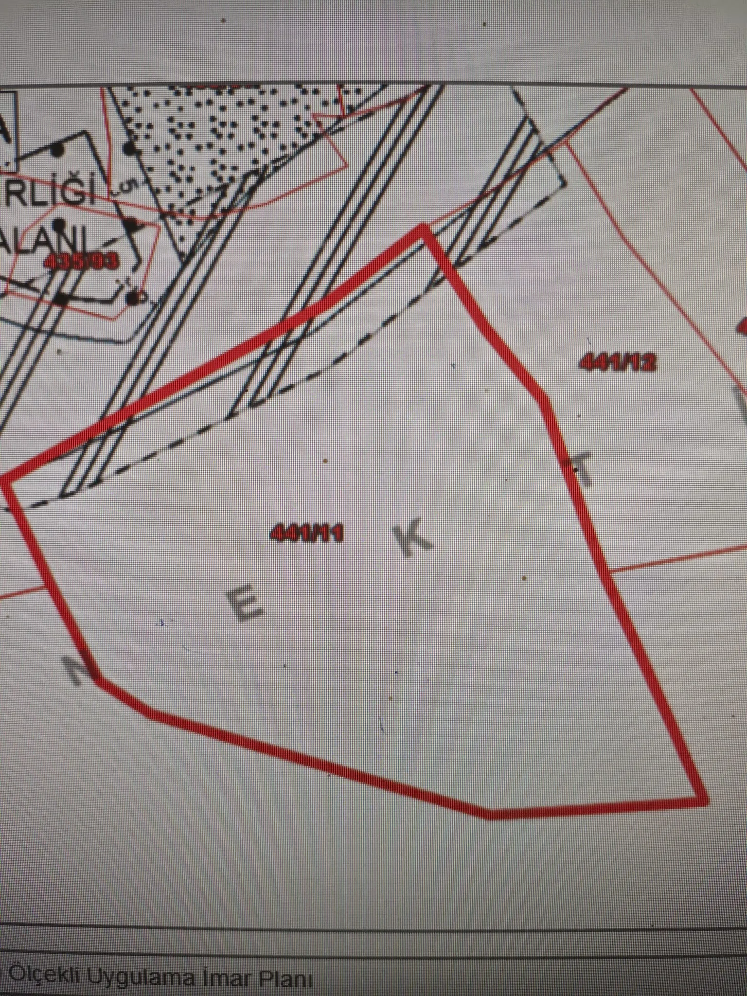 SATILIK KINDAM'DA DAİRE TAKASLI 4300 M2 BAHÇE - 3