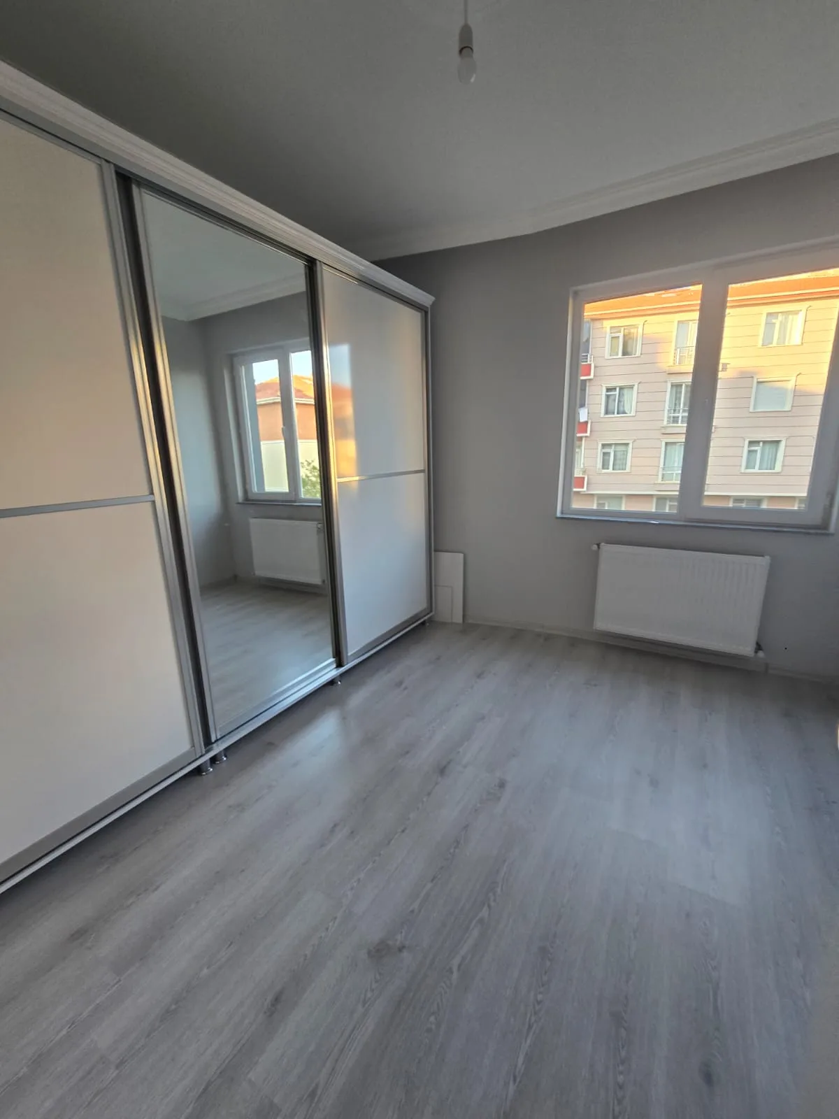 SATILIK NASUHDEDE'DE UYGUN FİYATLI 3+1 ARAKAT DAİRE - 6