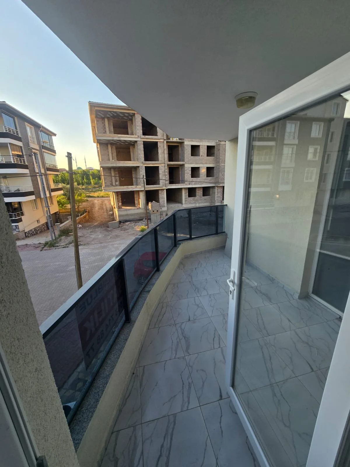 SATILIK NASUHDEDE'DE UYGUN FİYATLI 3+1 ARAKAT DAİRE - 13