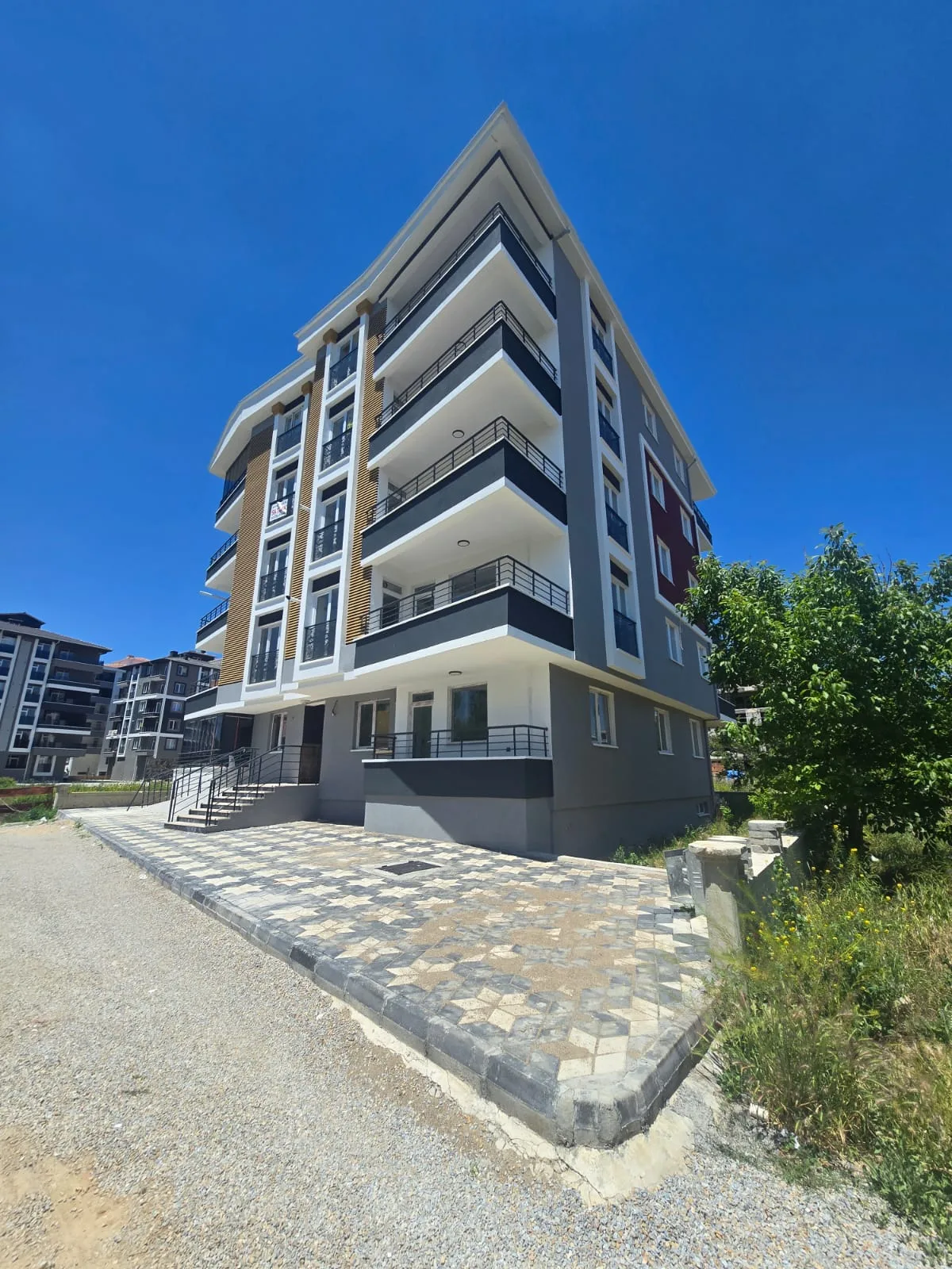 SATILIK KAYABAŞI'NDA ULTRA LÜKS ARAKAT 4+1 SIFIR DAİRE - 2