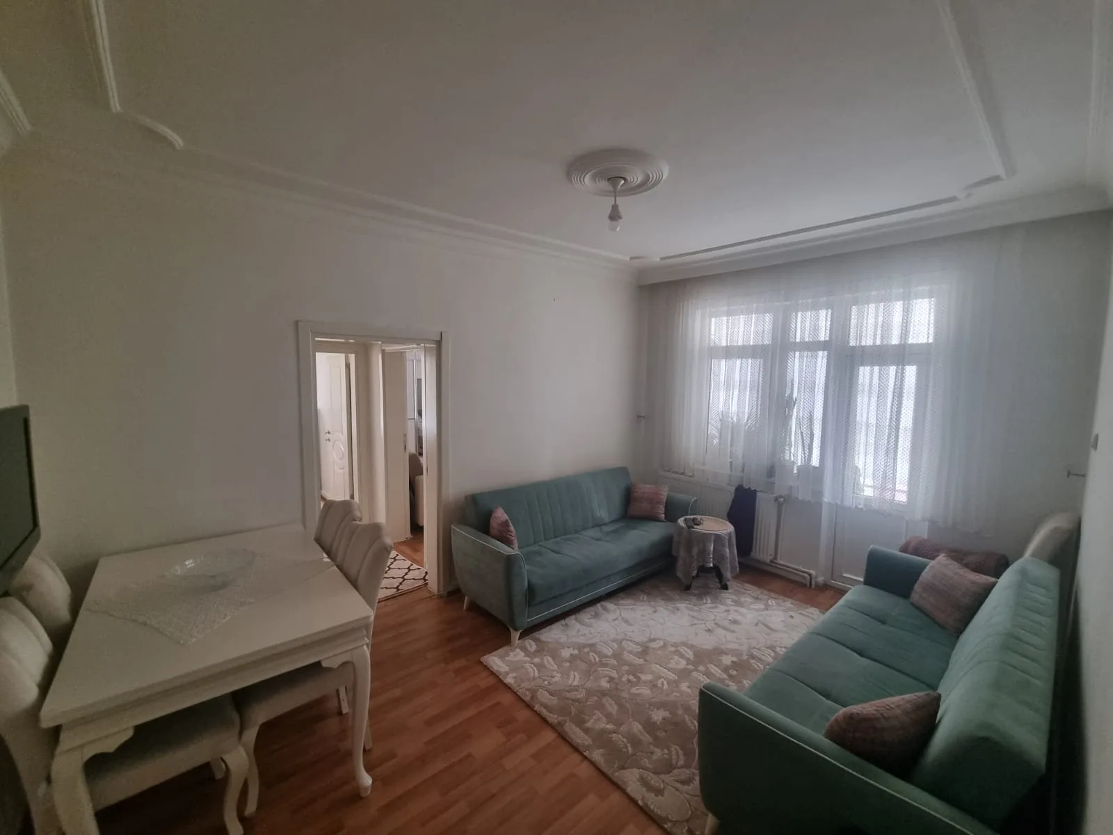 SATILIK FİLİZ SİTESİNDE YAPILI 2+1 ARAKAT DAİRE