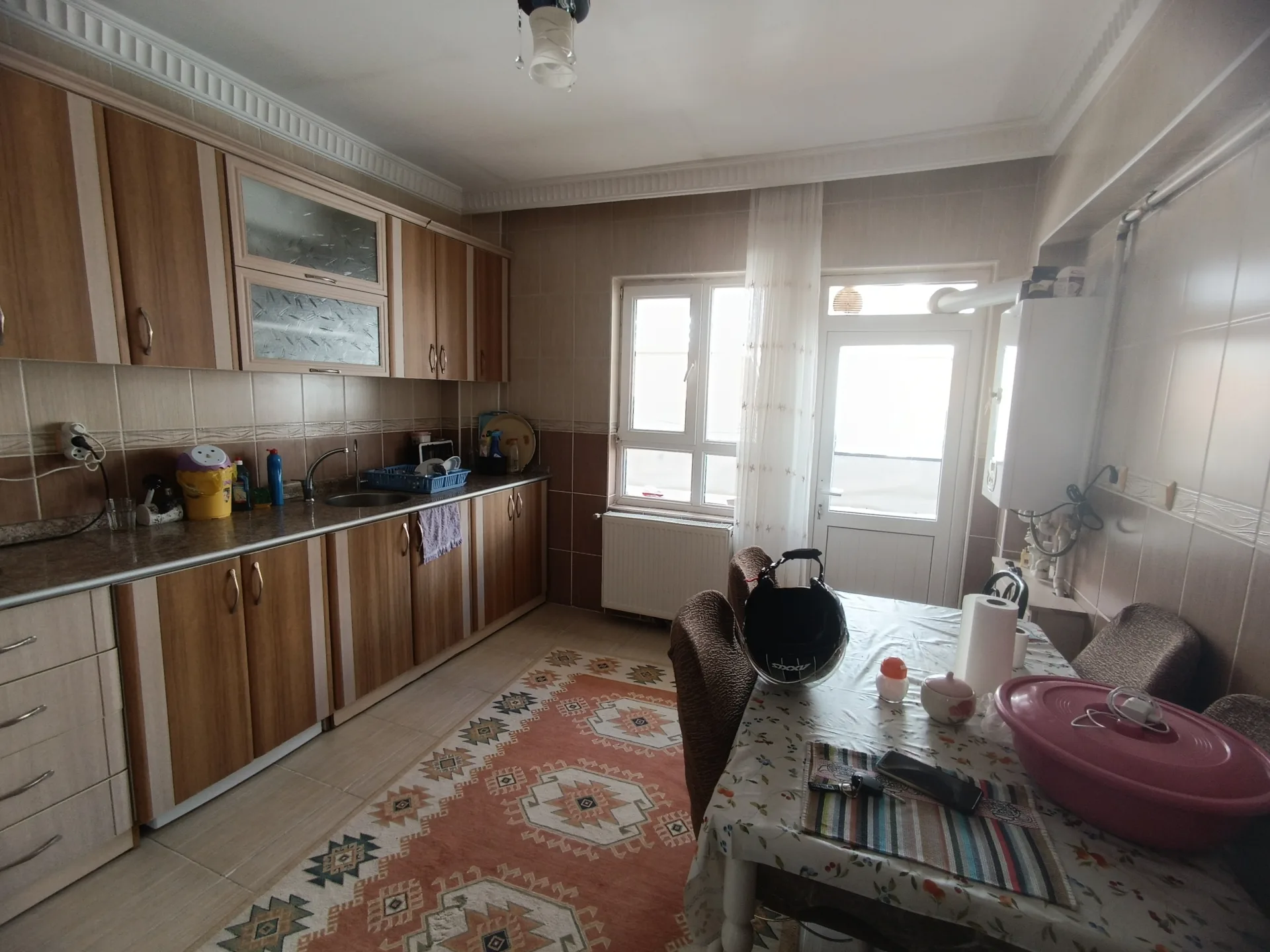 SATILIK KERVANSARAY'DA TOTAL BENZİN İSTASYONU ÜSTÜ 3+1 DAİRE - 19